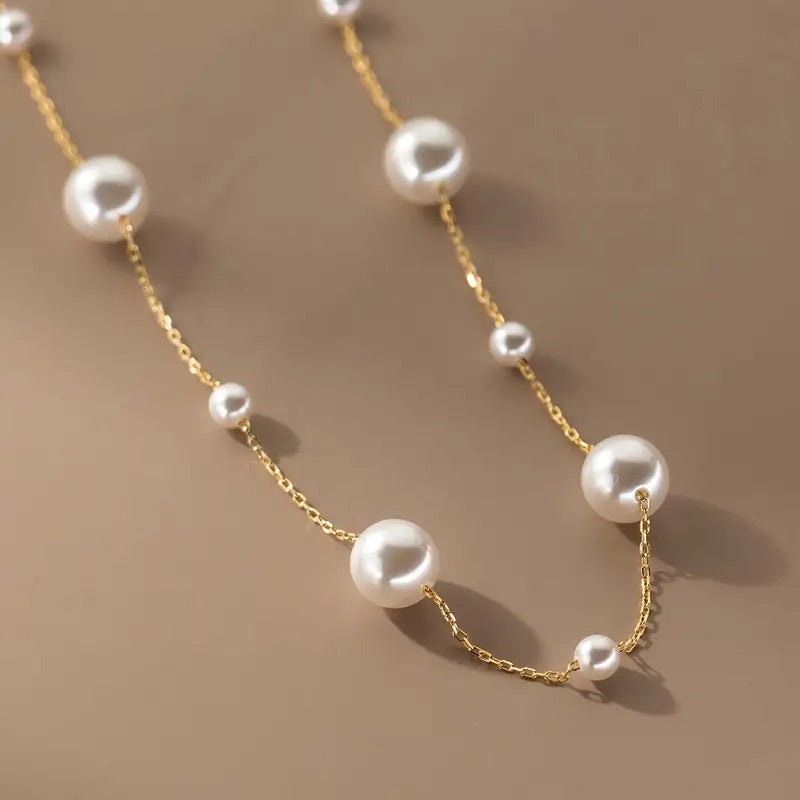 Elegante parelketting met witte kralen